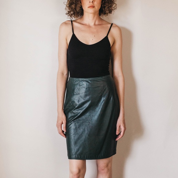 Vintage 80s Forest Green Leather Skirt - Picture 3 of 4